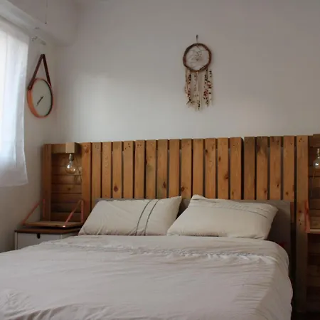 Cosy Seaside Апартаменты Антиб